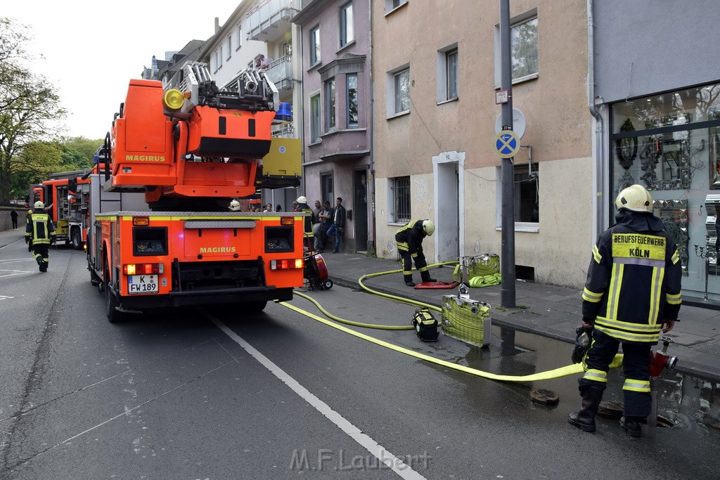 Feuer 2 Y Koeln Muelheim Bergisch Gladbacherstr P32.JPG - Miklos Laubert